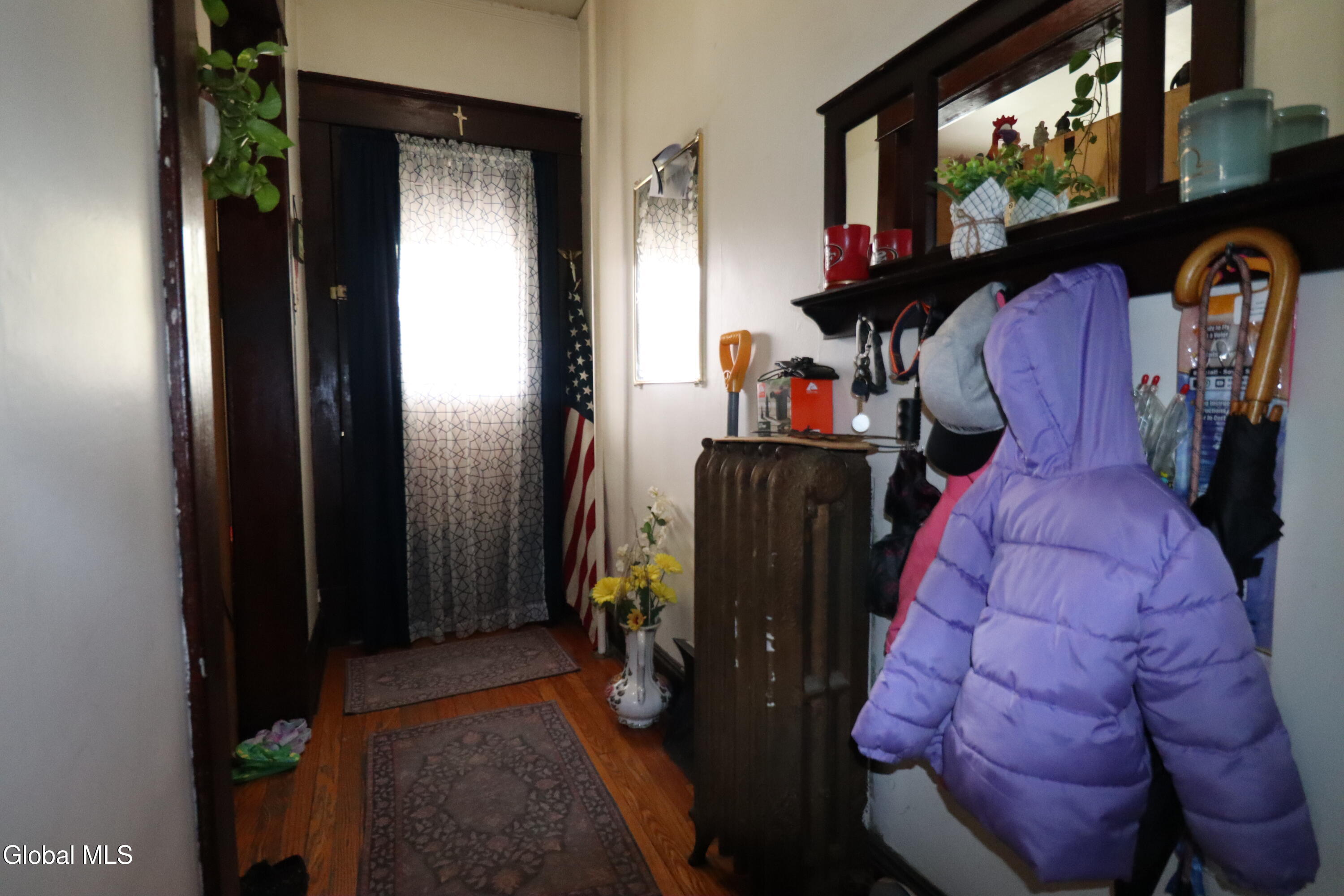 1764 Avenue B Schenectady NY 12308