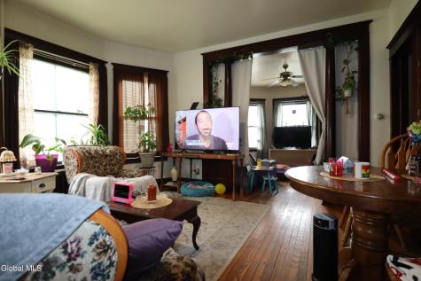 1764 Avenue B Schenectady NY 12308