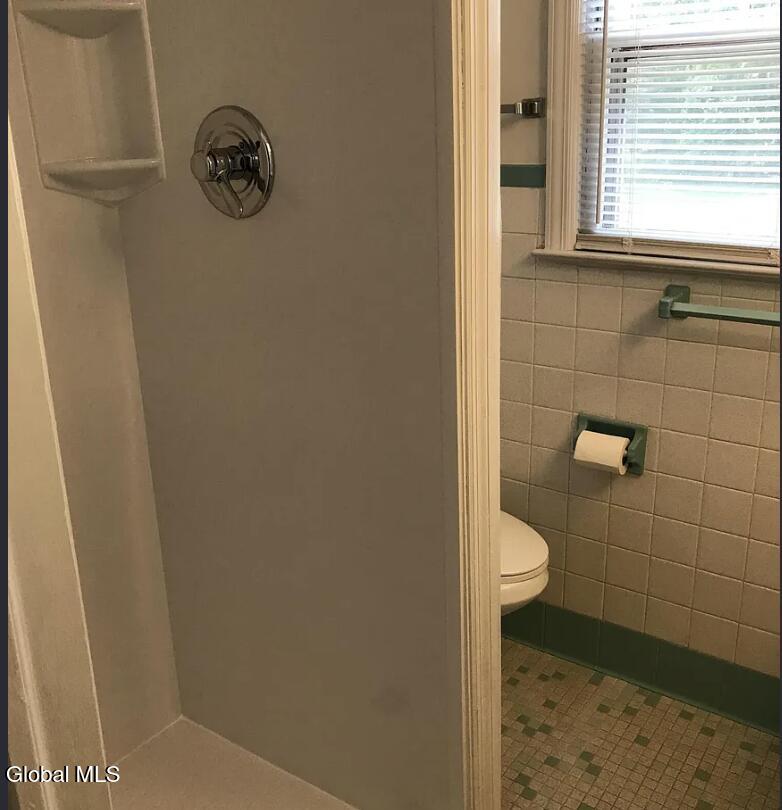 610 Saratoga Road Glenville NY 12302