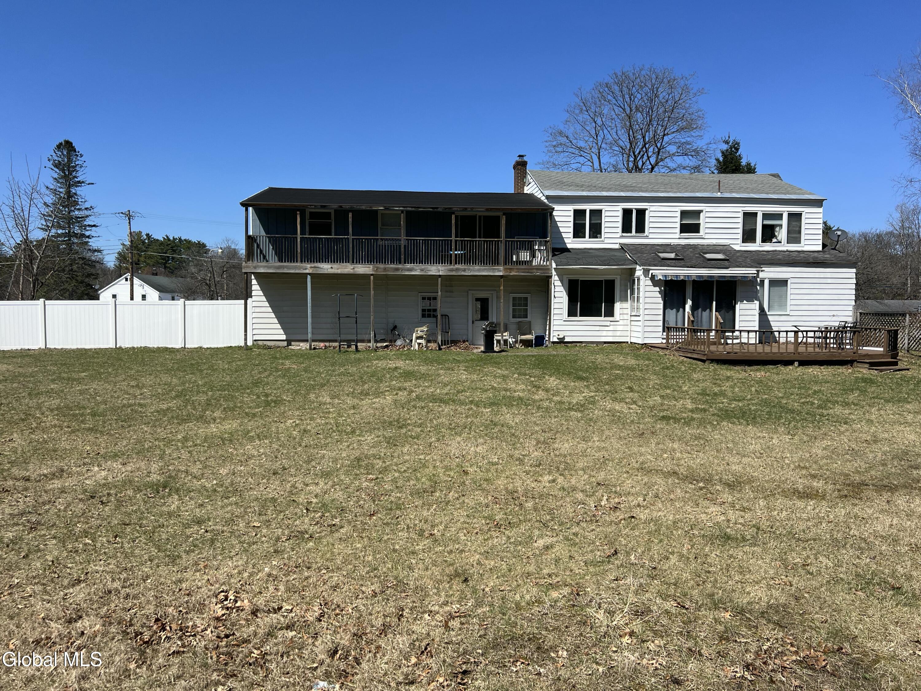 610 Saratoga Road Glenville NY 12302