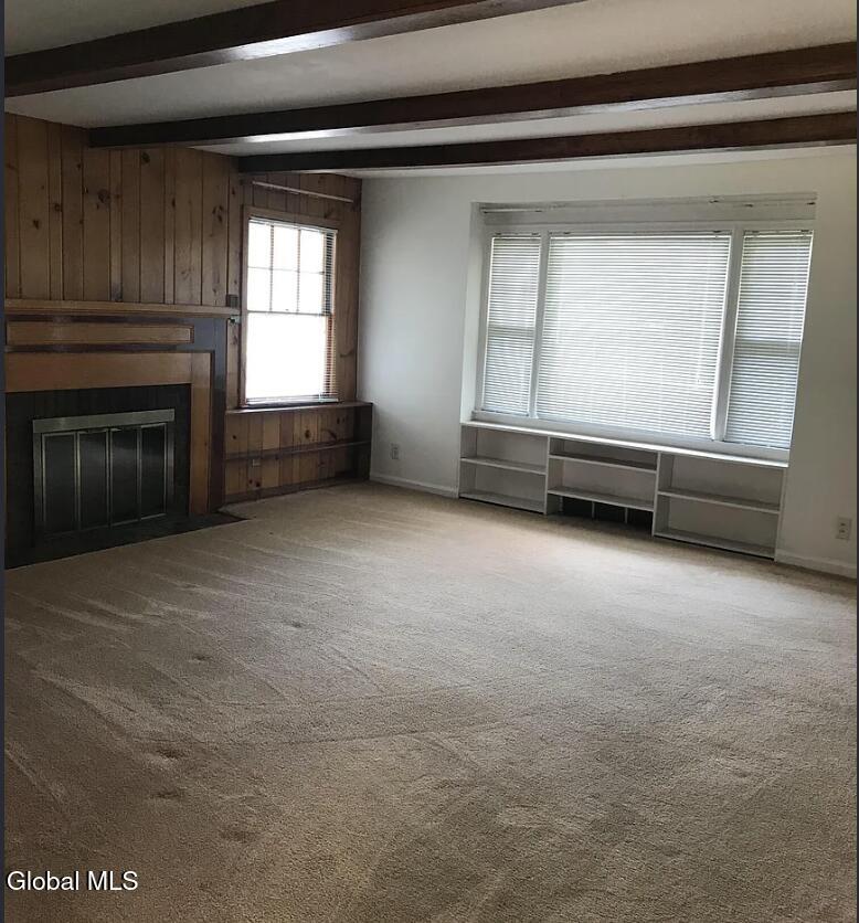 610 Saratoga Road Glenville NY 12302