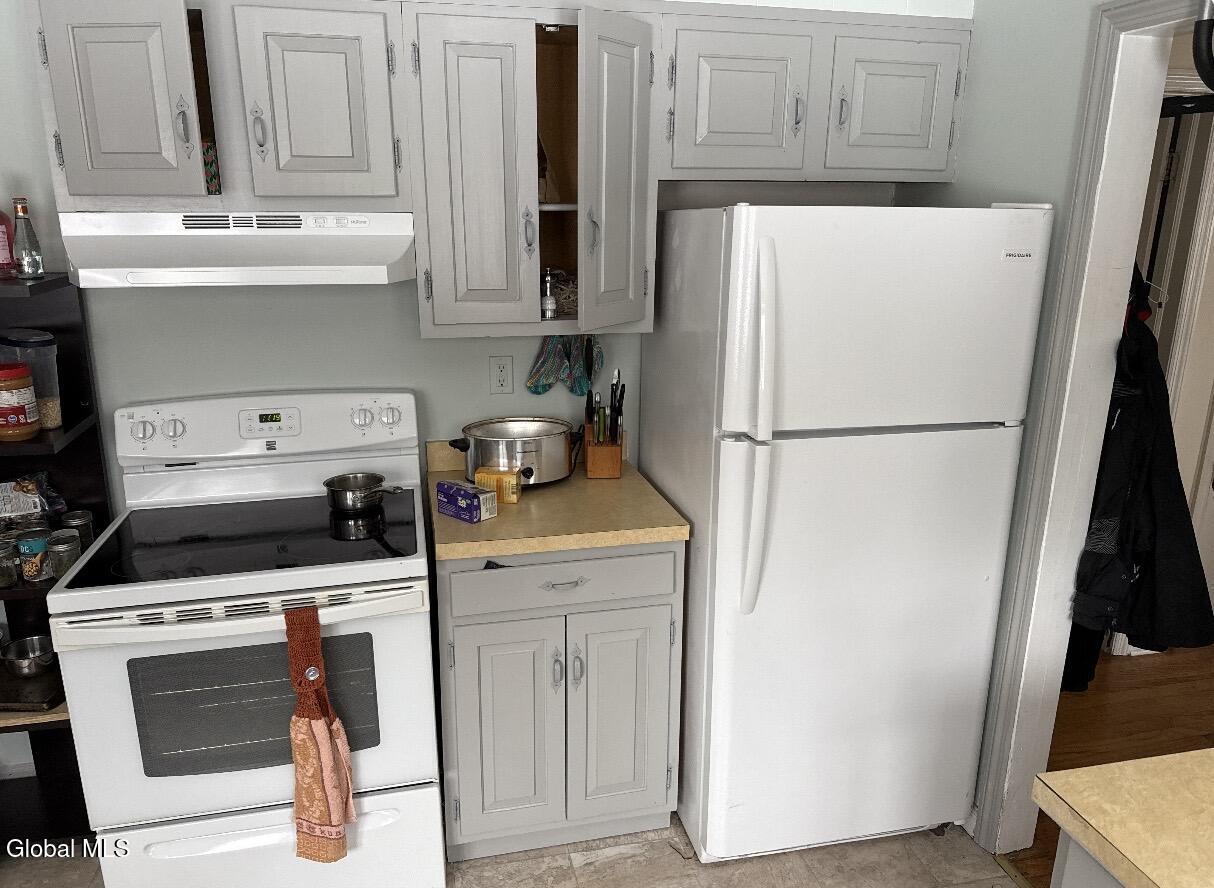 610 Saratoga Road Glenville NY 12302