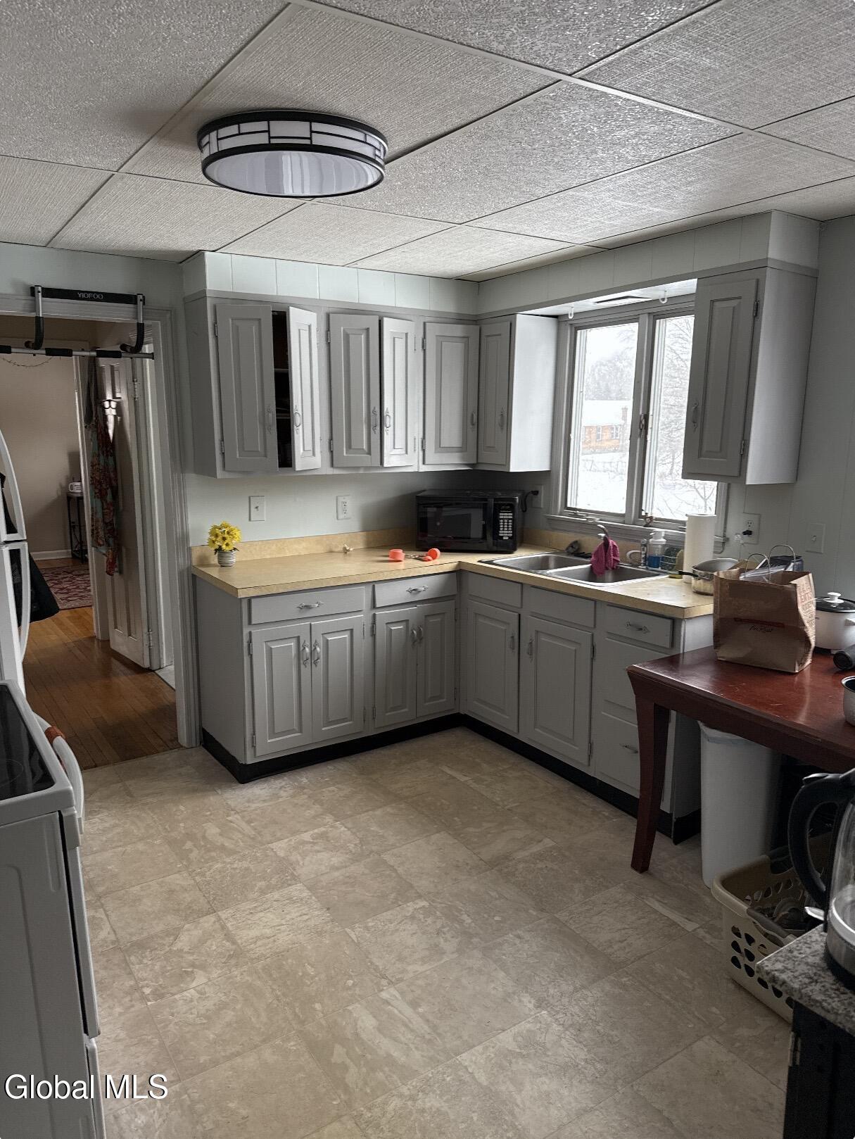610 Saratoga Road Glenville NY 12302