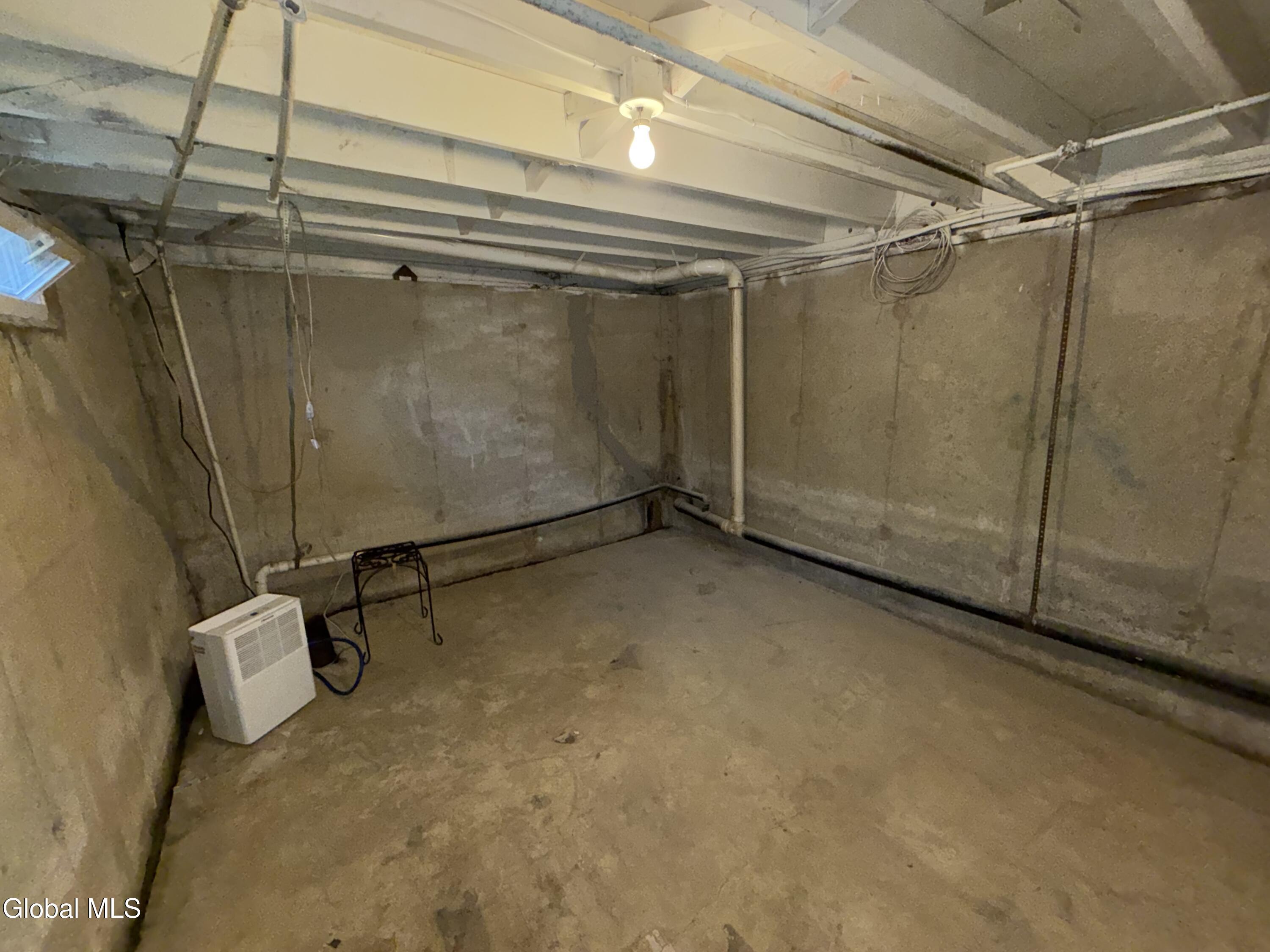 124 Mann Avenue Troy NY 12180