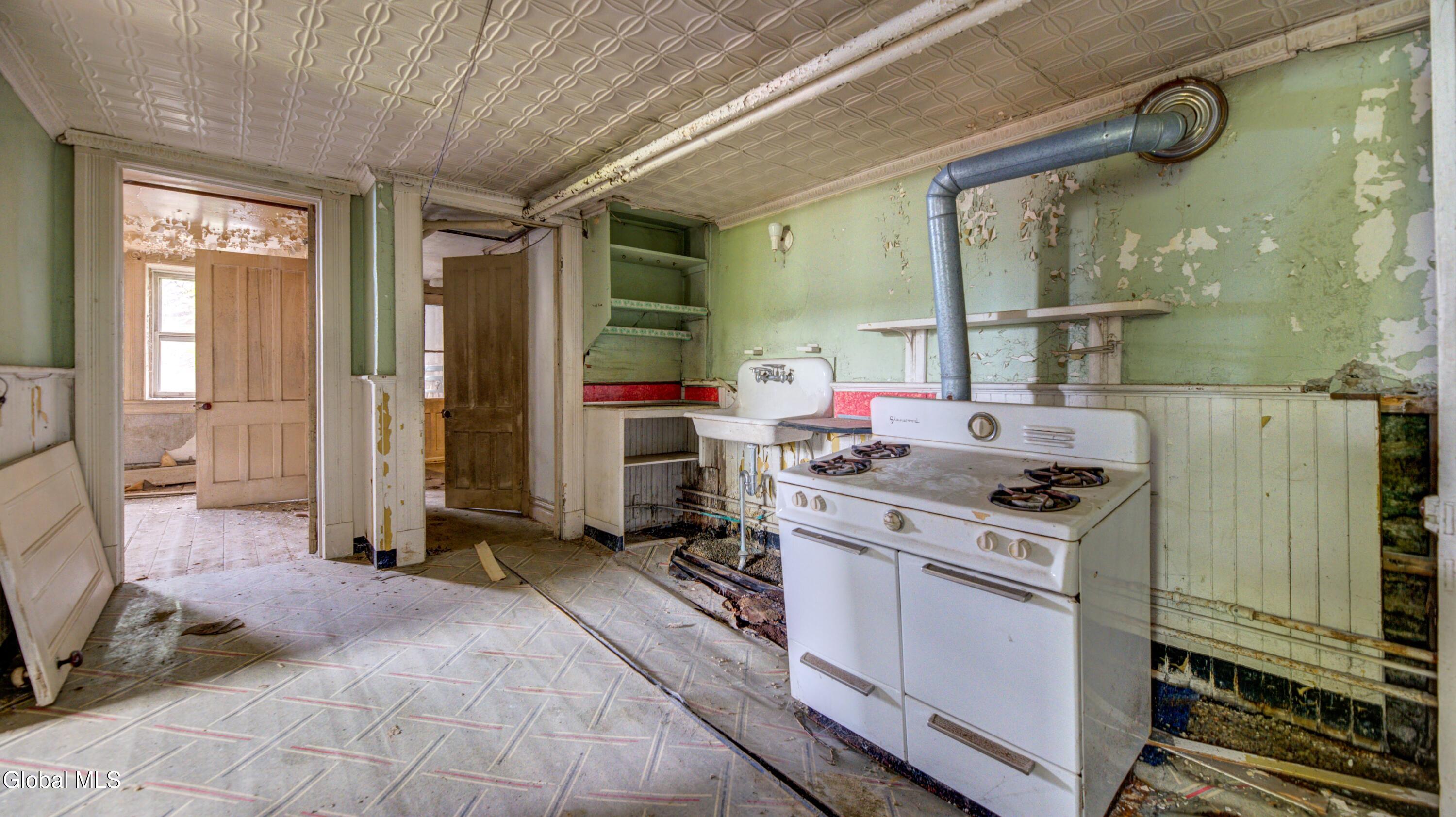 44 Christie Street Troy NY 12180
