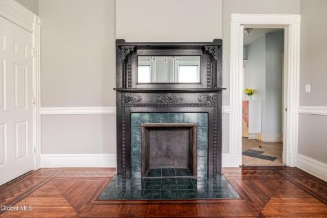 437 E Allen Street Hudson NY 12534