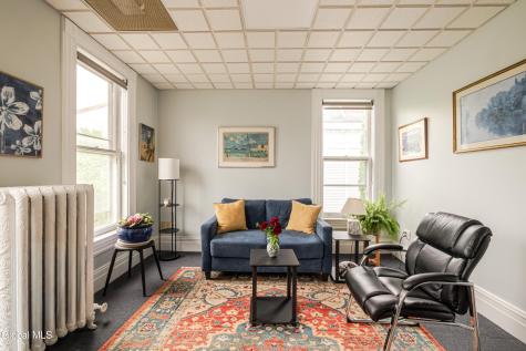437 E Allen Street Hudson NY 12534