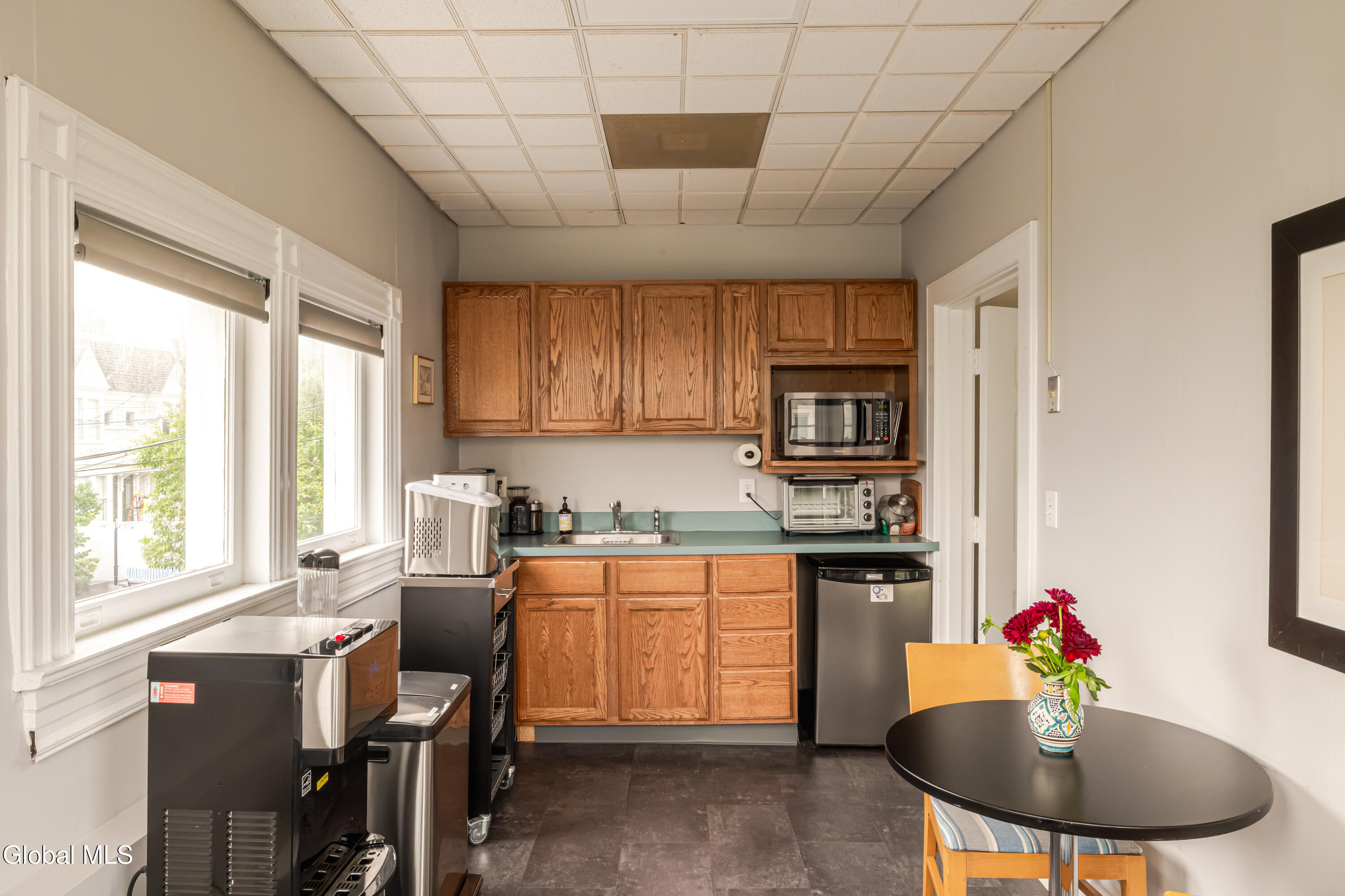 437 E Allen Street Hudson NY 12534