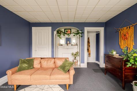 437 E Allen Street Hudson NY 12534