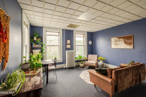 437 E Allen Street Hudson NY 12534
