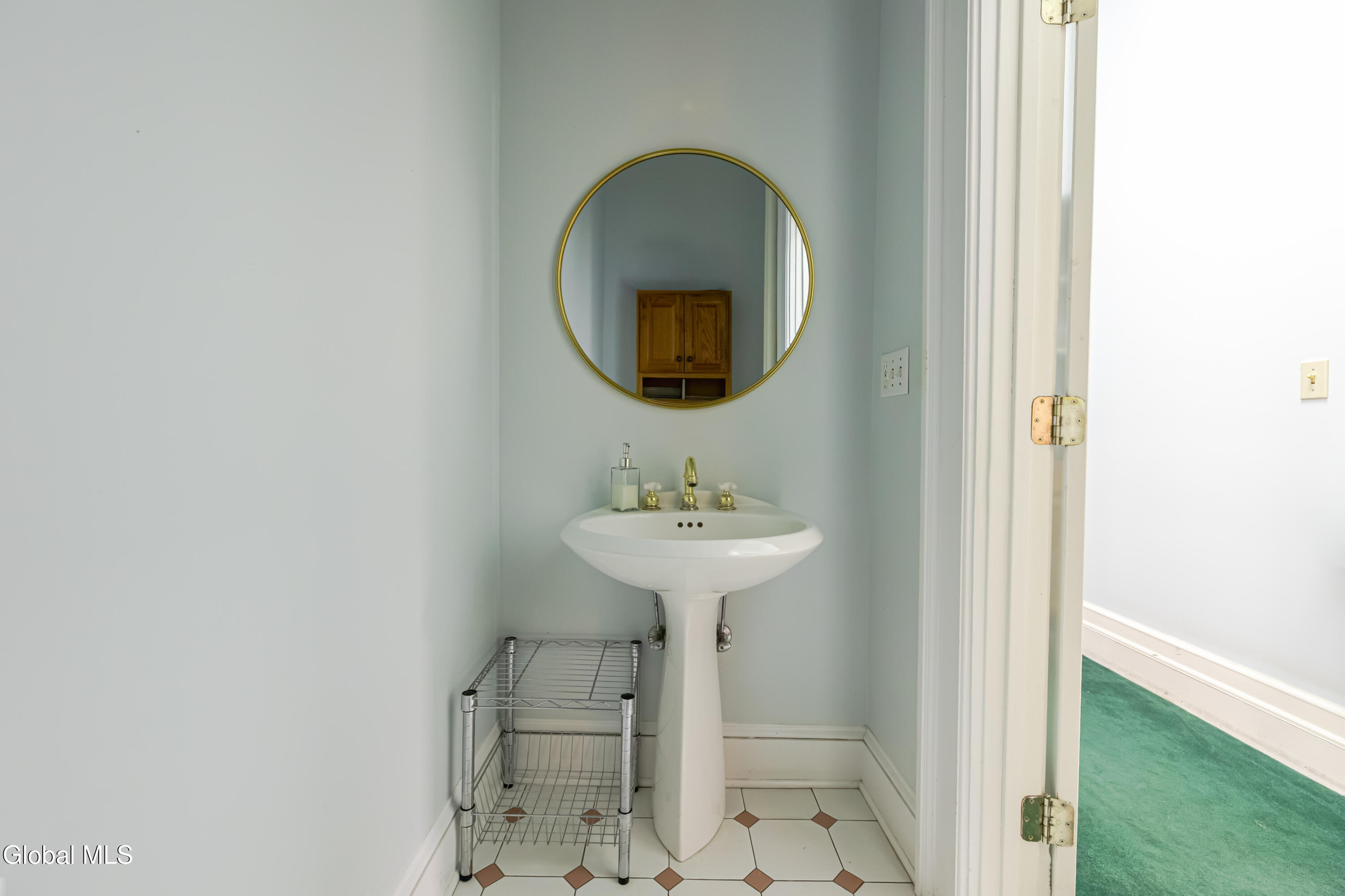 437 E Allen Street Hudson NY 12534