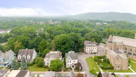 437 E Allen Street Hudson NY 12534