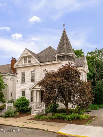 437 E Allen Street Hudson NY 12534