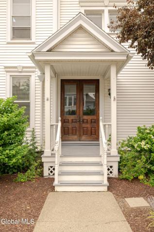 437 E Allen Street Hudson NY 12534