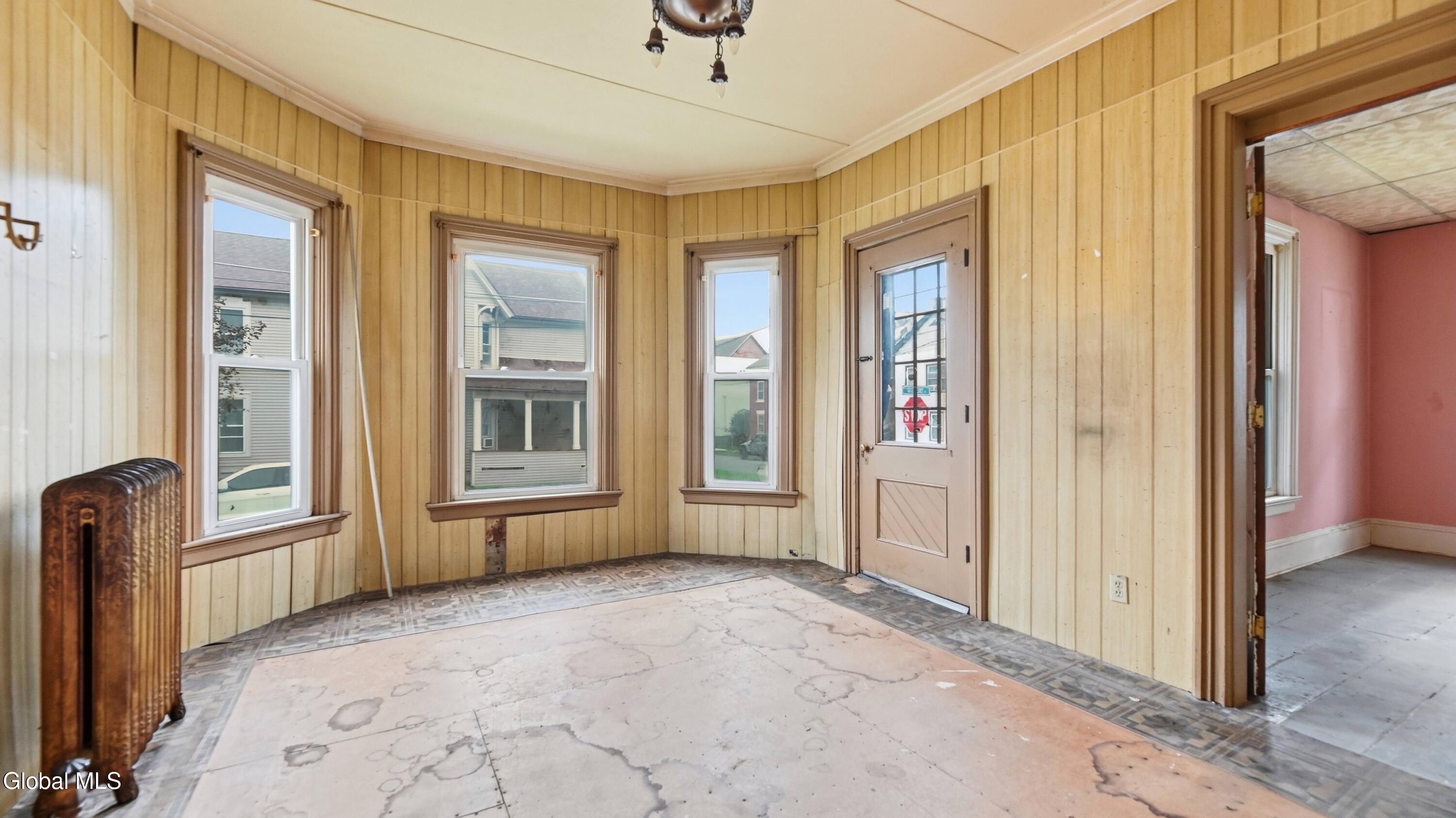 19 S Melcher Street Johnstown NY 12095