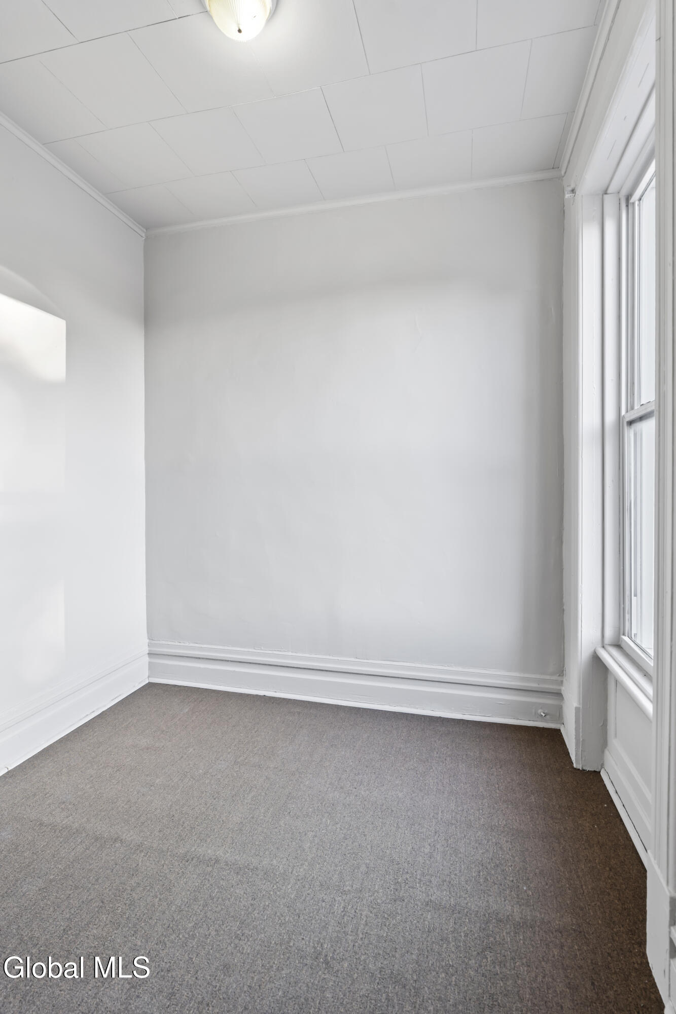3076 6th Avenue Troy NY 12180