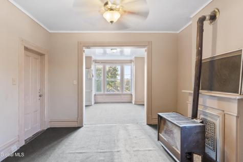 3076 6th Avenue Troy NY 12180