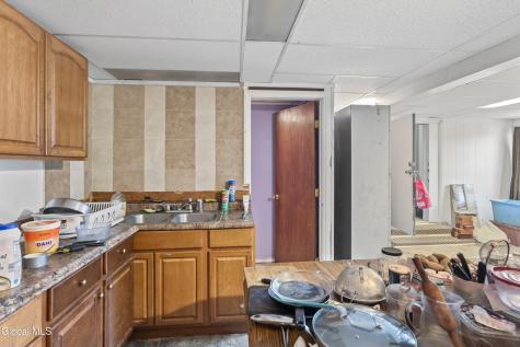 3076 6th Avenue Troy NY 12180