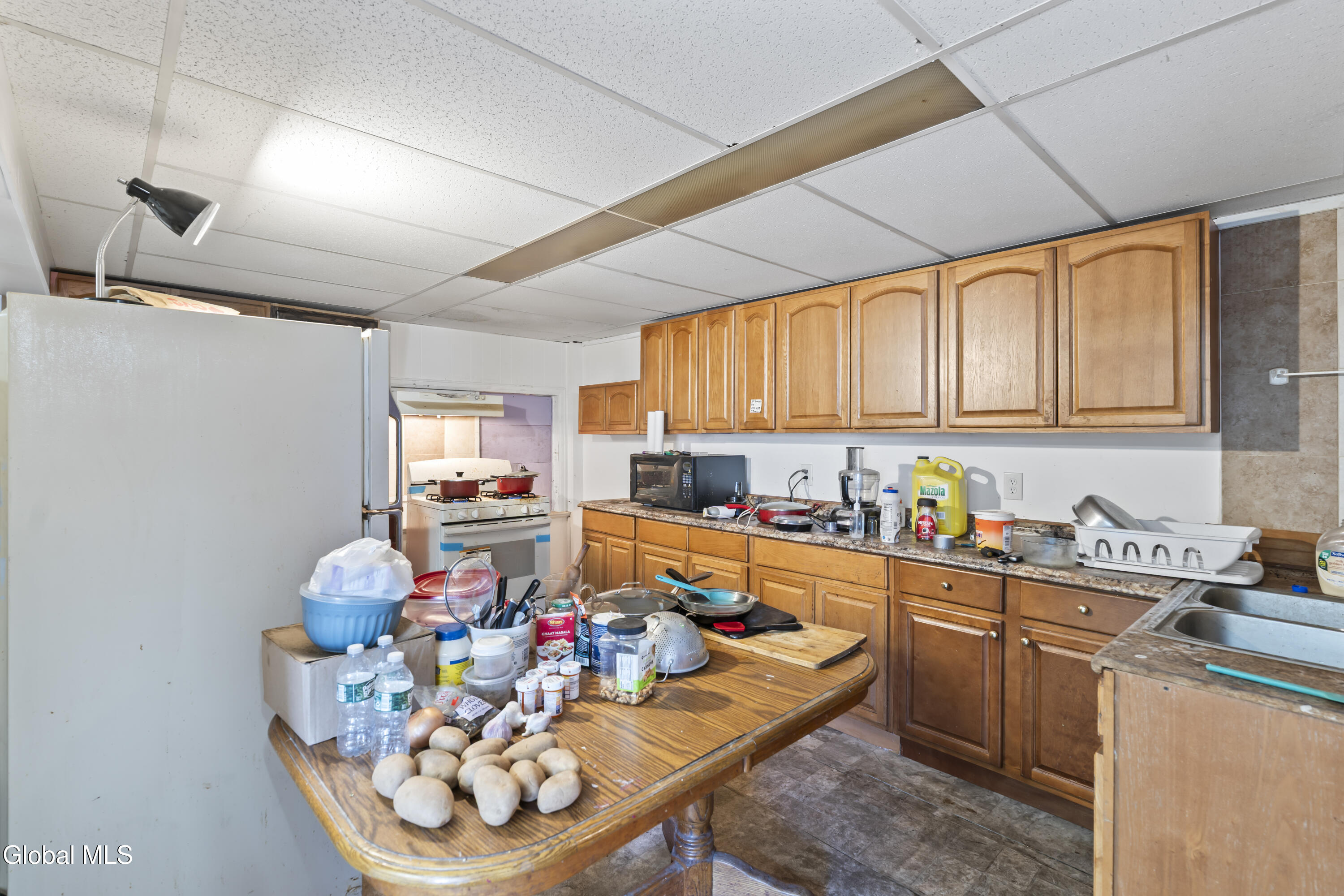 3076 6th Avenue Troy NY 12180