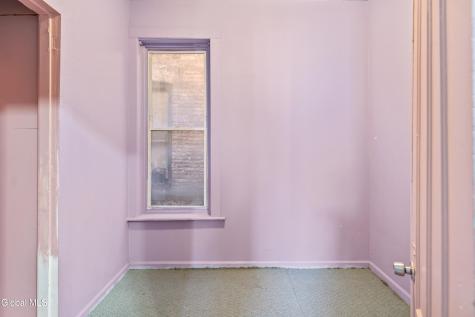 3076 6th Avenue Troy NY 12180