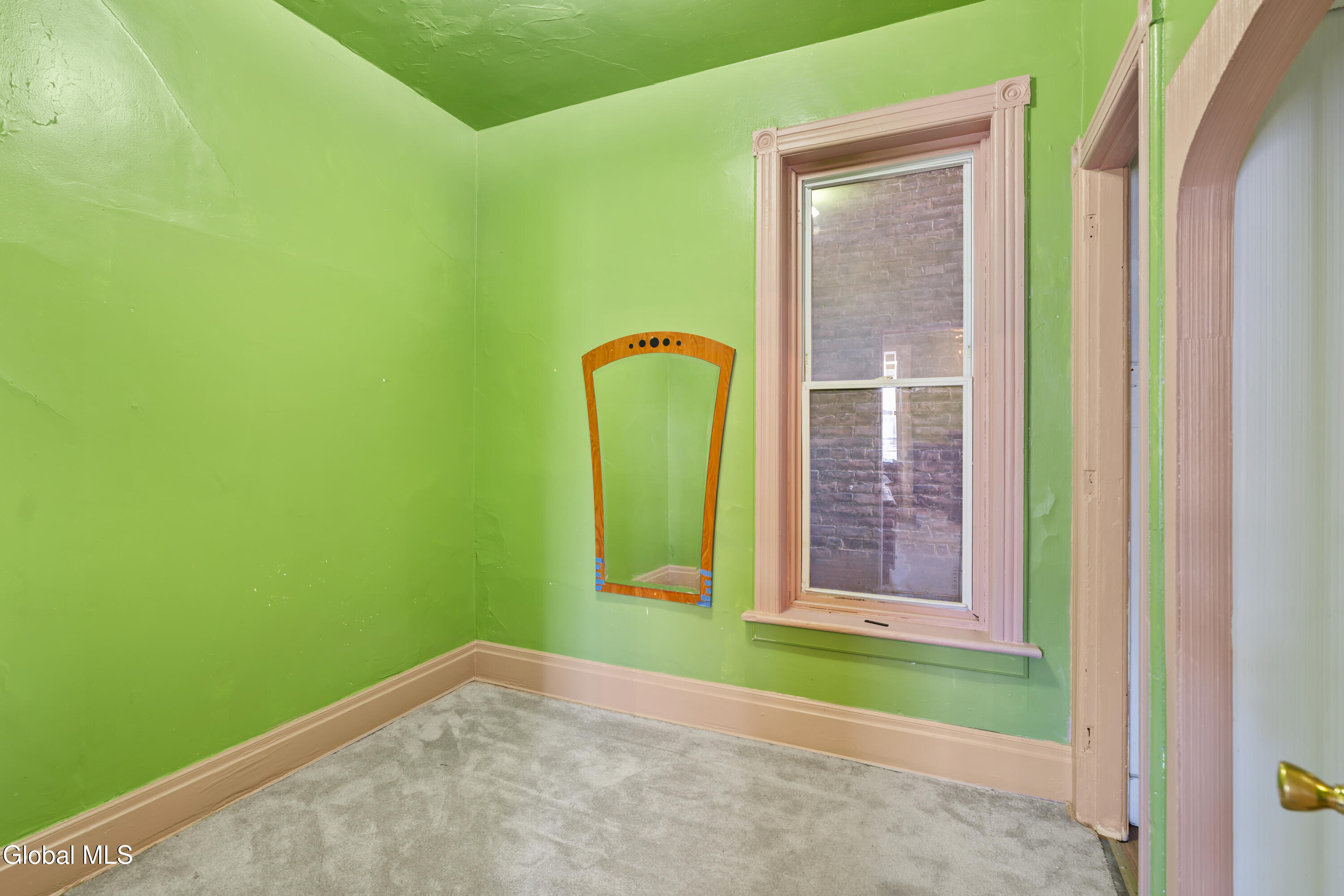 3076 6th Avenue Troy NY 12180
