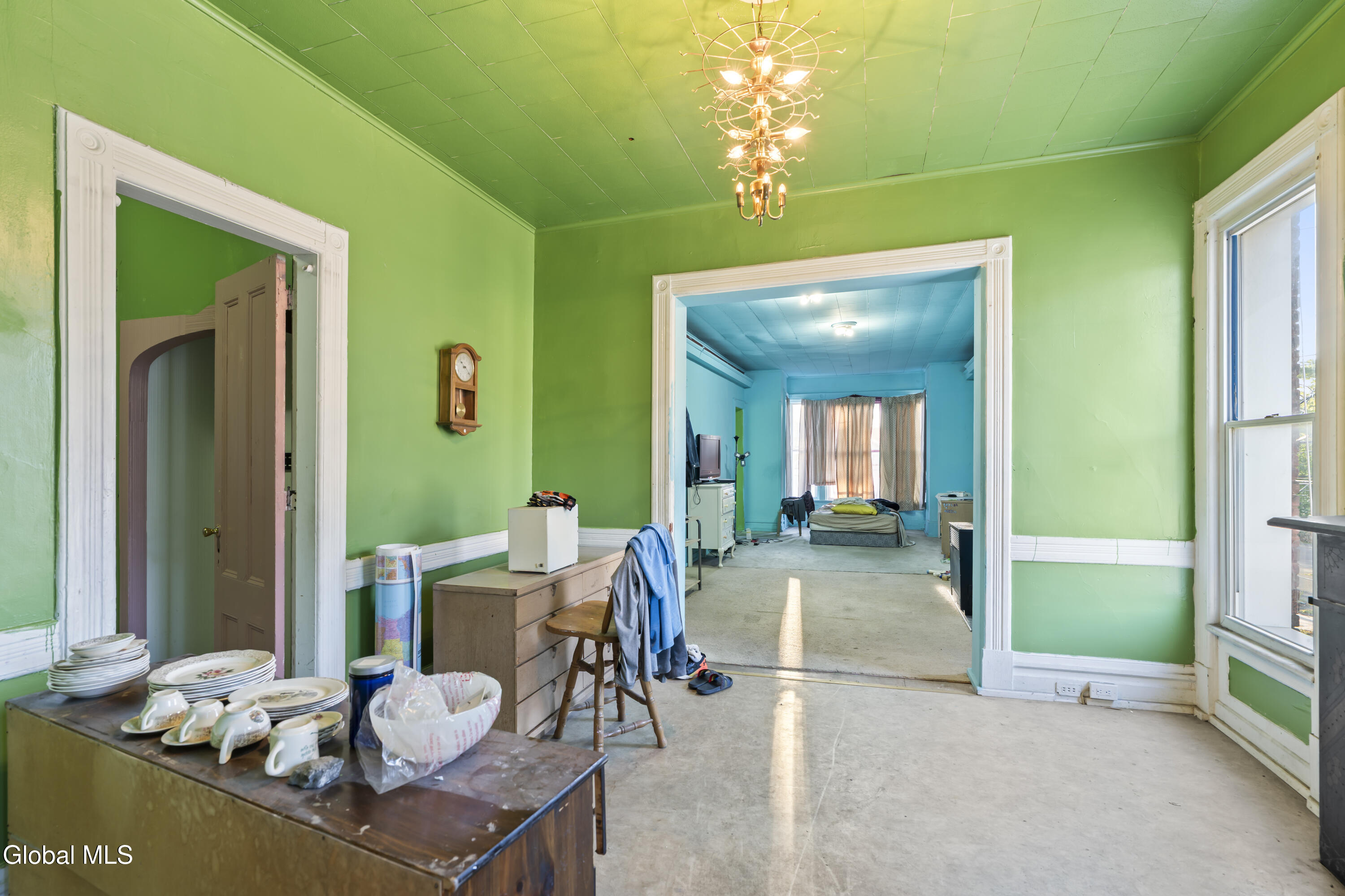 3076 6th Avenue Troy NY 12180