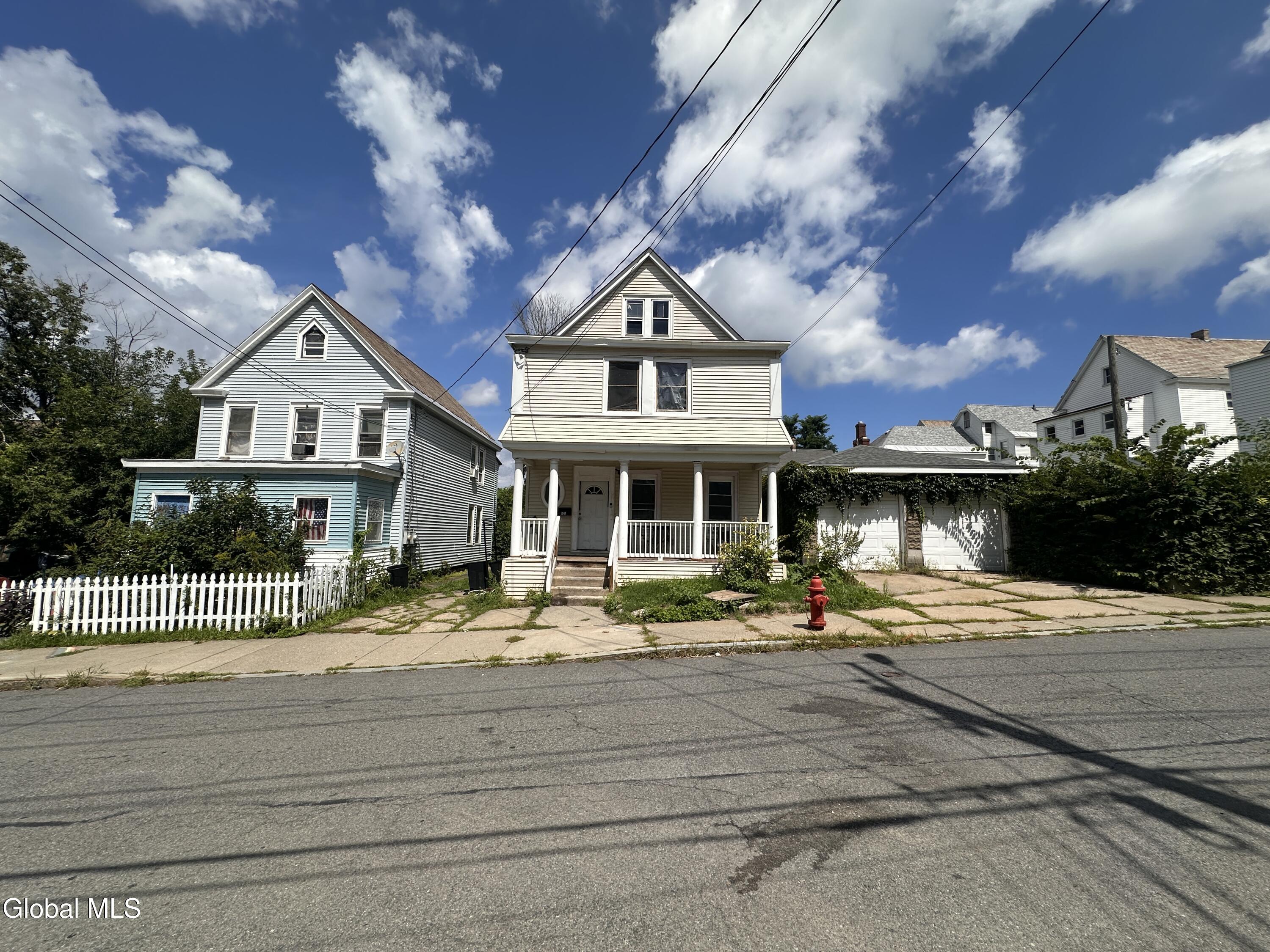 525 Lang Street Schenectady NY 12308