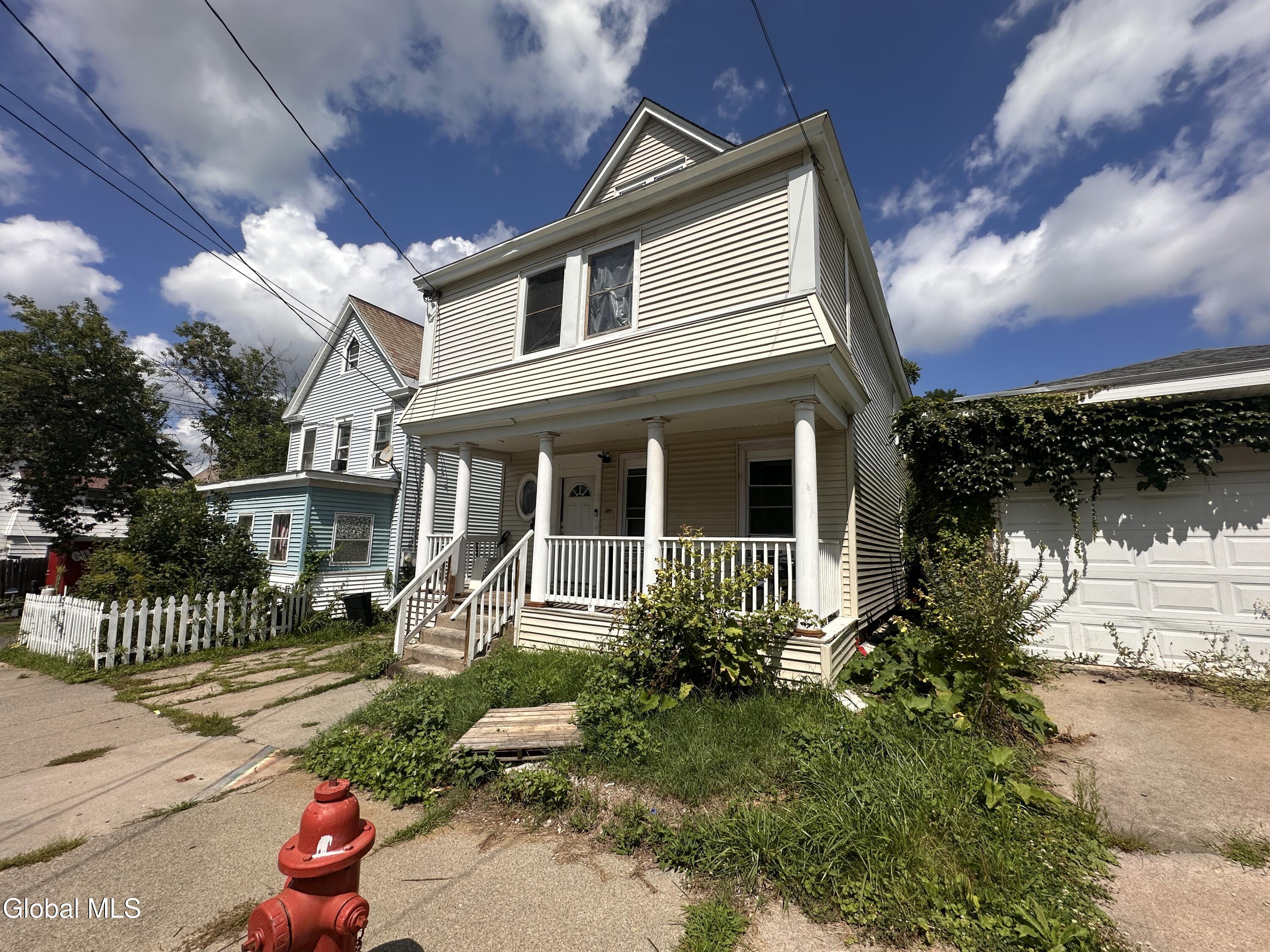 525 Lang Street Schenectady NY 12308