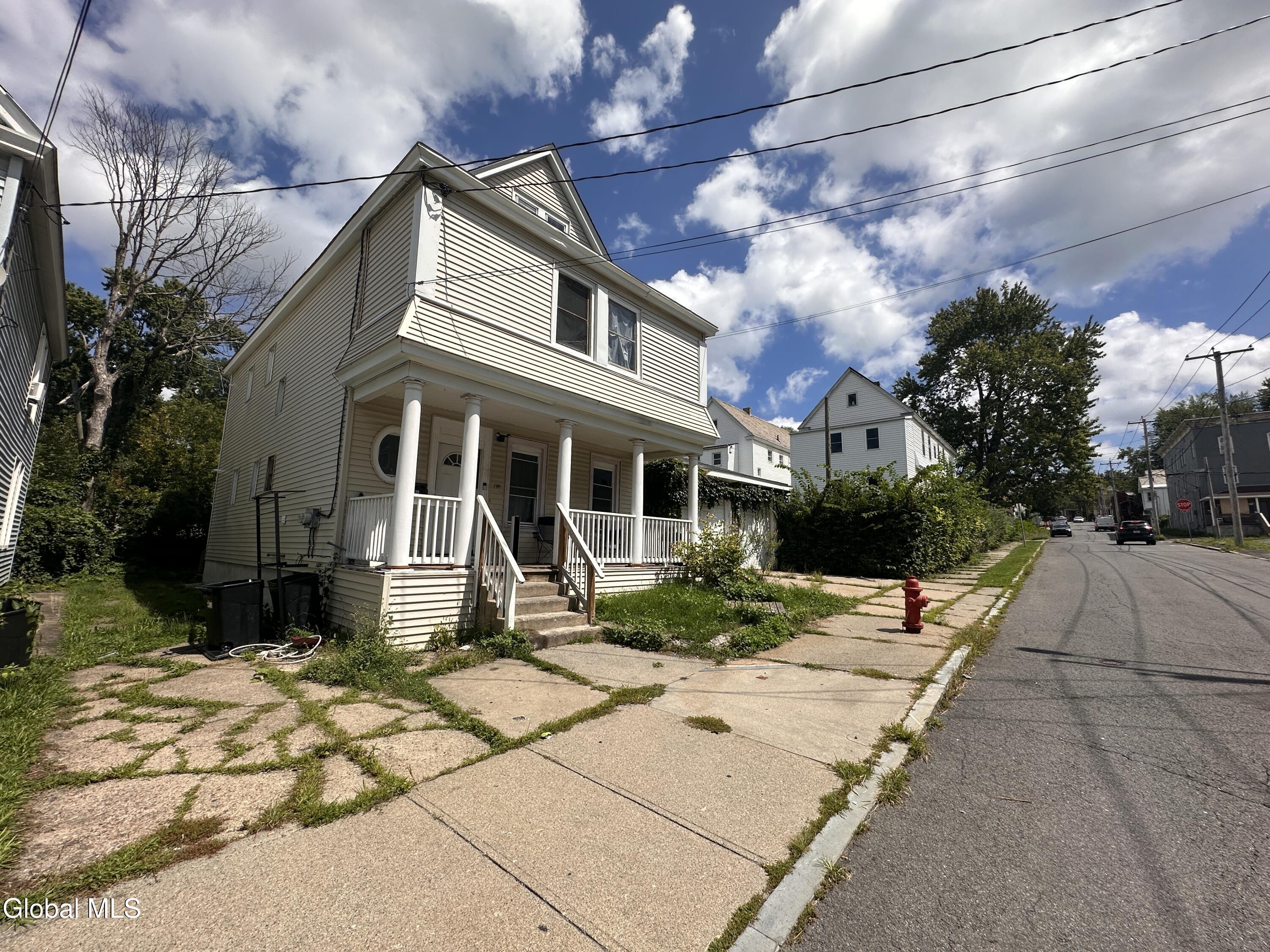 525 Lang Street Schenectady NY 12308