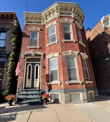 225 Green Street Schenectady NY 12305