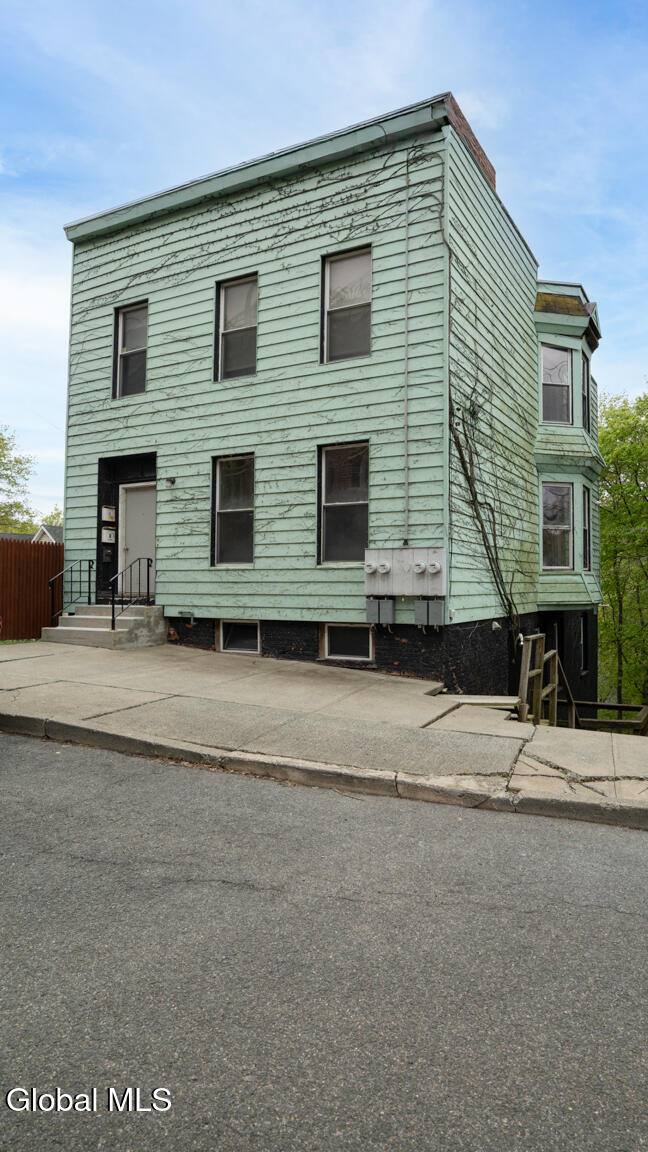 62 College Avenue Troy NY 12180