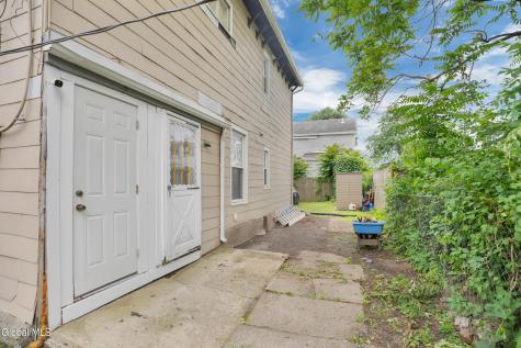 2309 9th Avenue Watervliet NY 12189