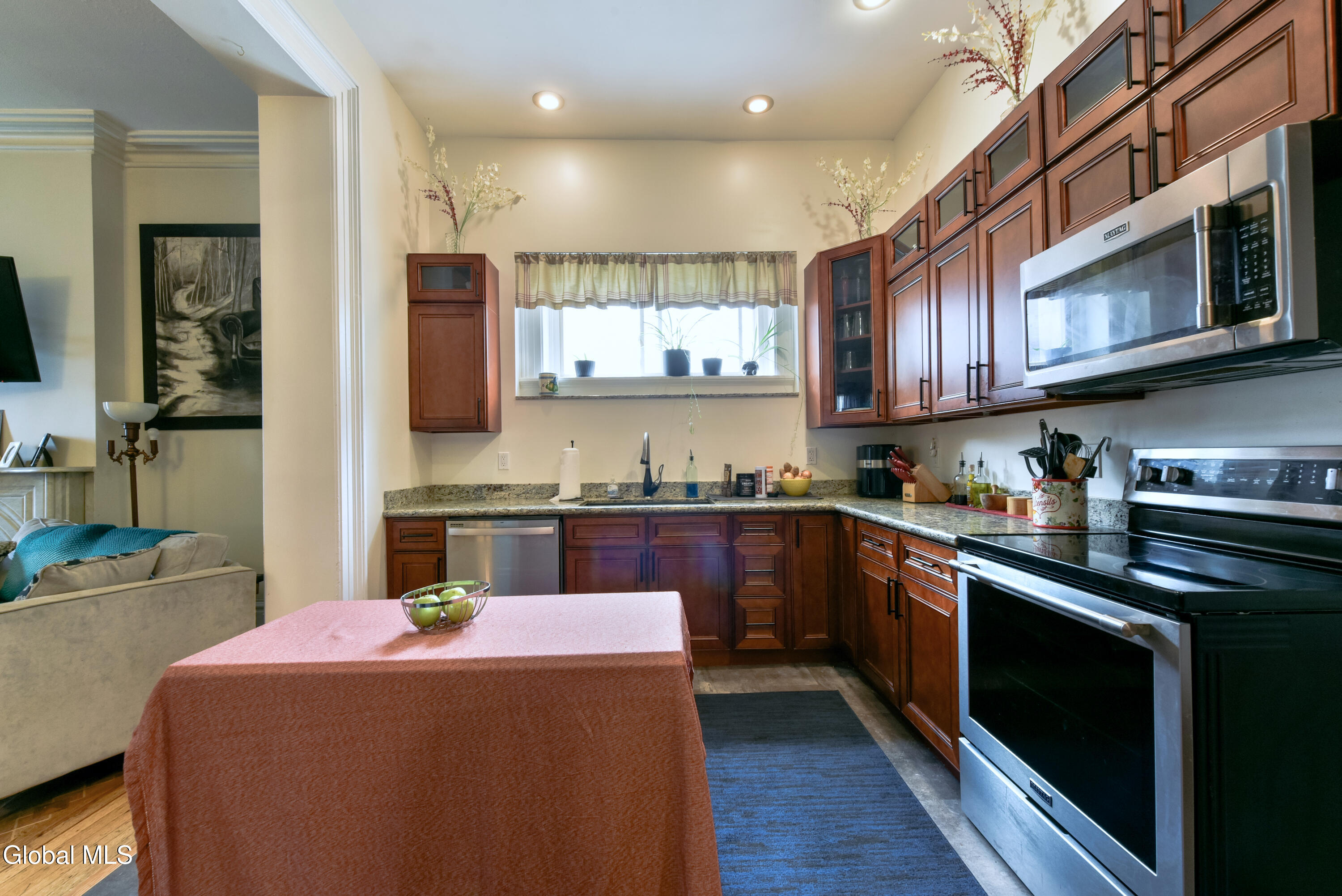 23 S William Street Johnstown NY 12095