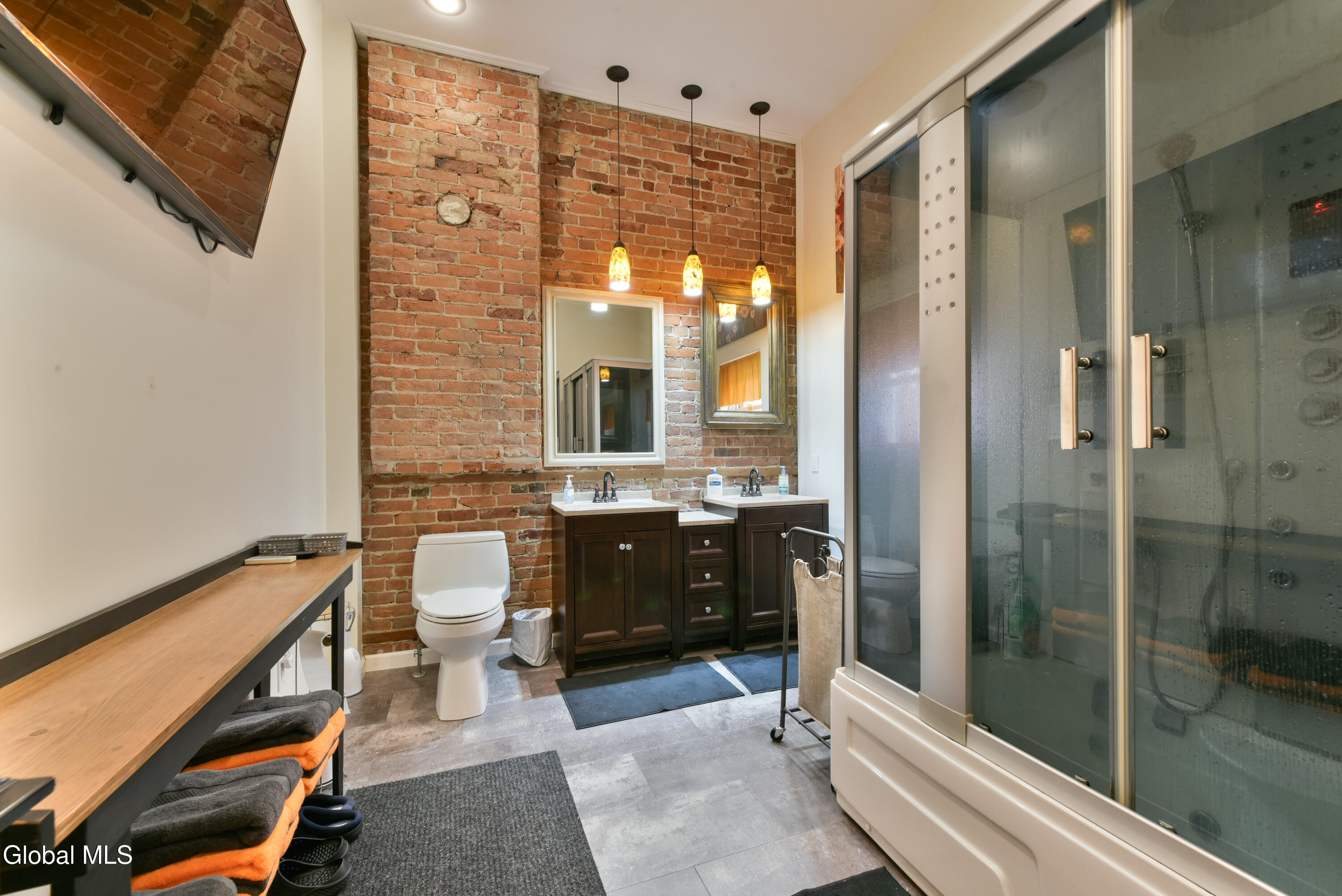 23 S William Street Johnstown NY 12095