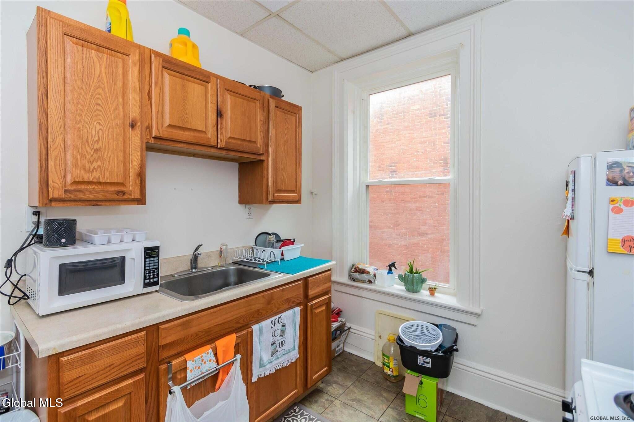 23 S William Street Johnstown NY 12095