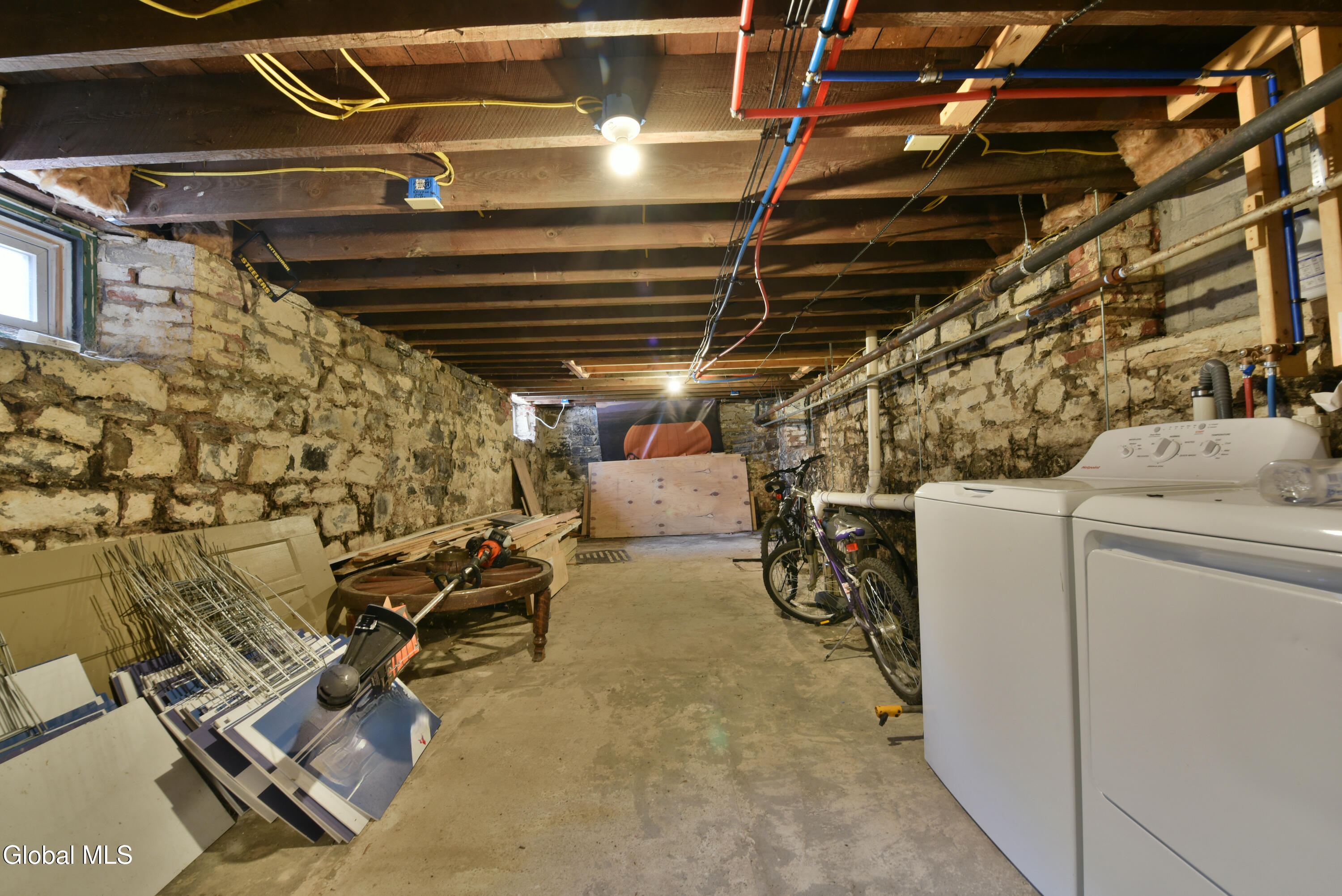 23 S William Street Johnstown NY 12095