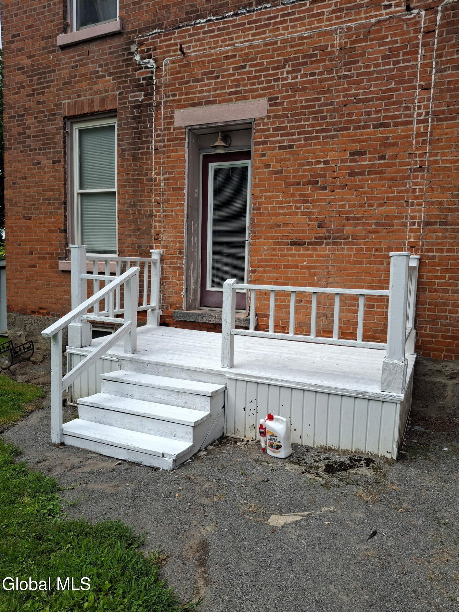 23 S William Street Johnstown NY 12095