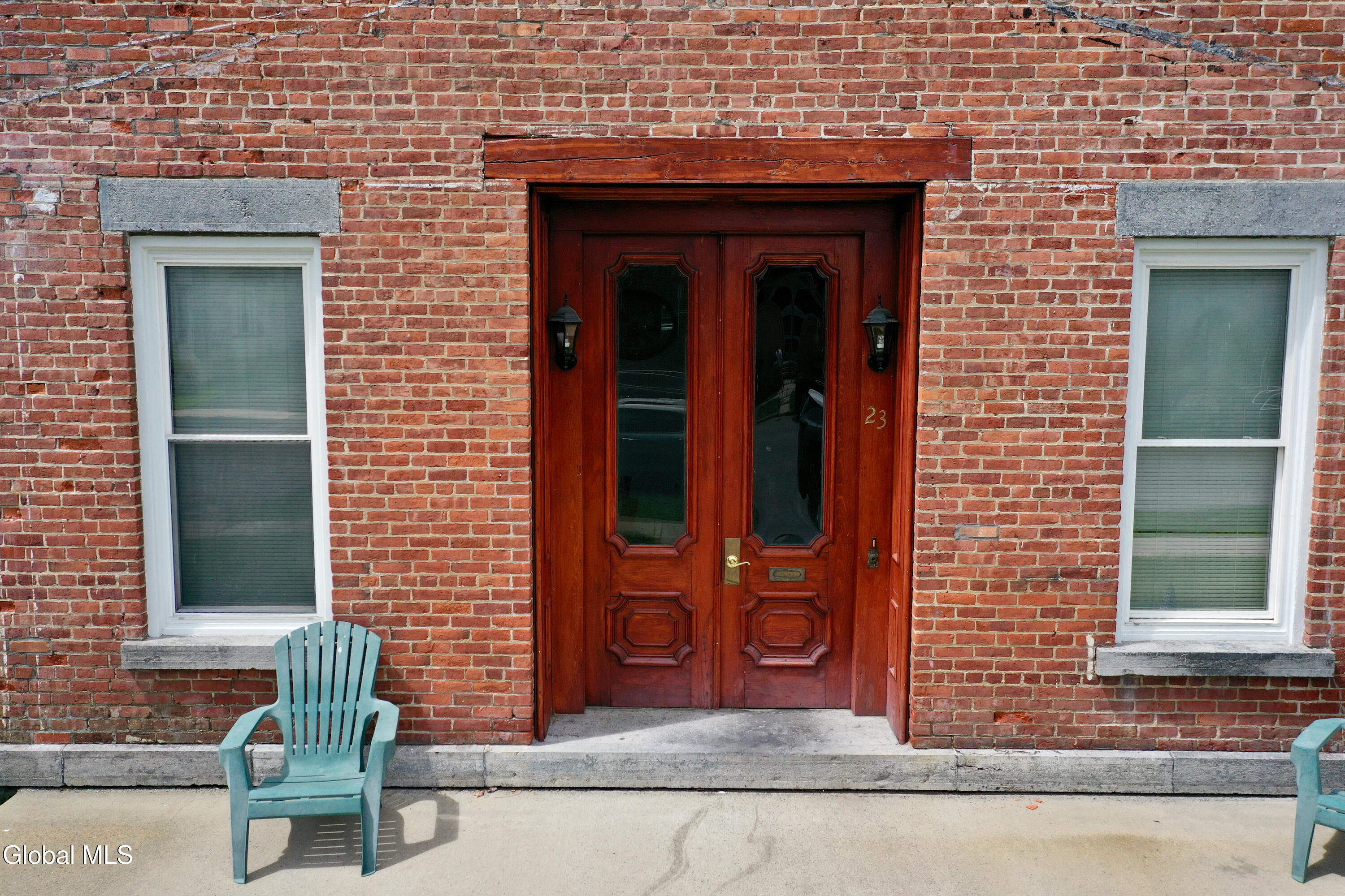 23 S William Street Johnstown NY 12095