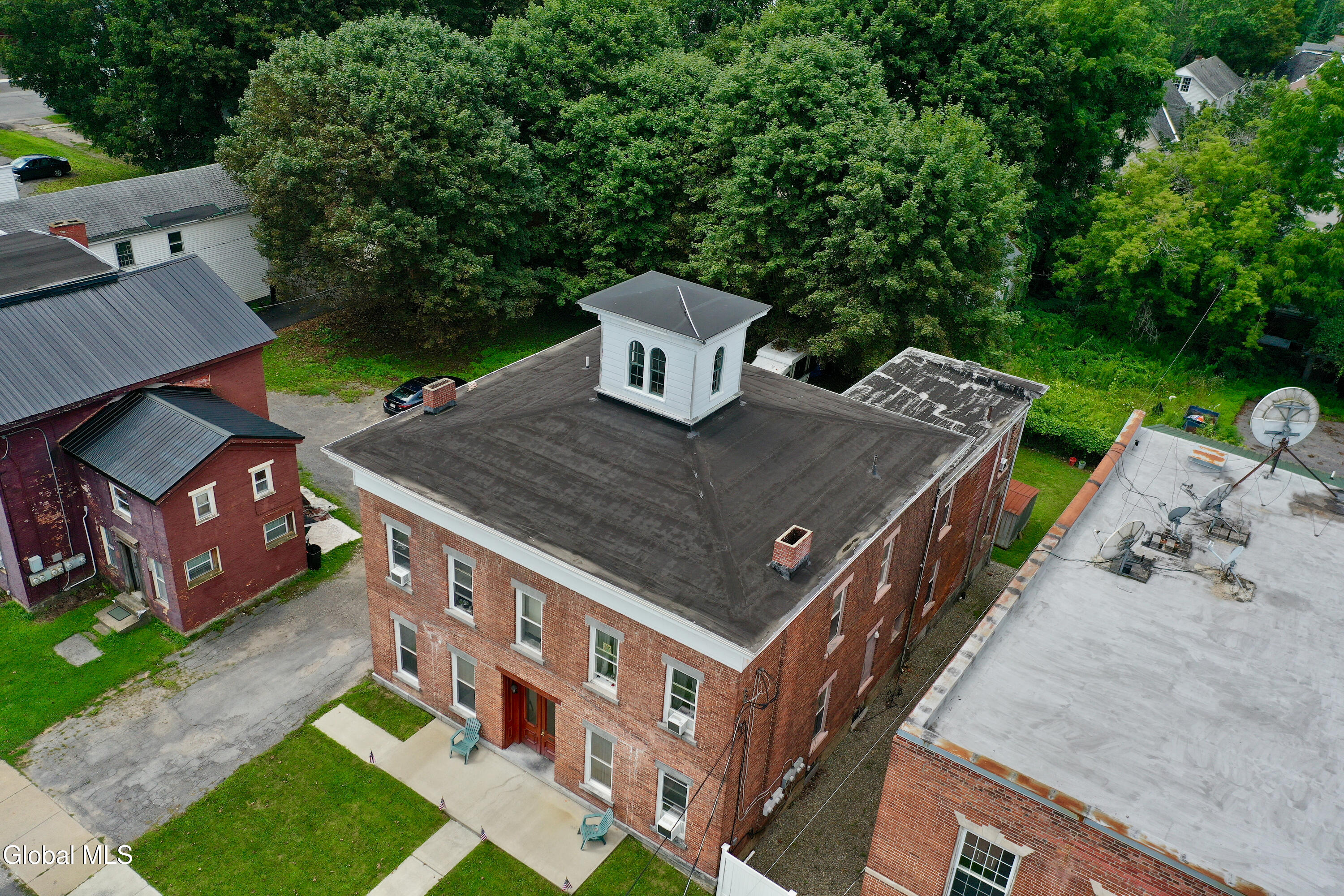 23 S William Street Johnstown NY 12095