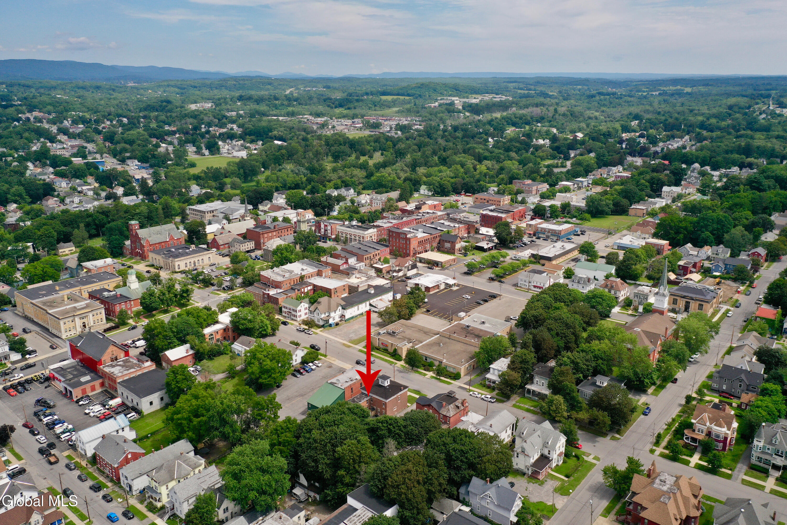 23 S William Street Johnstown NY 12095