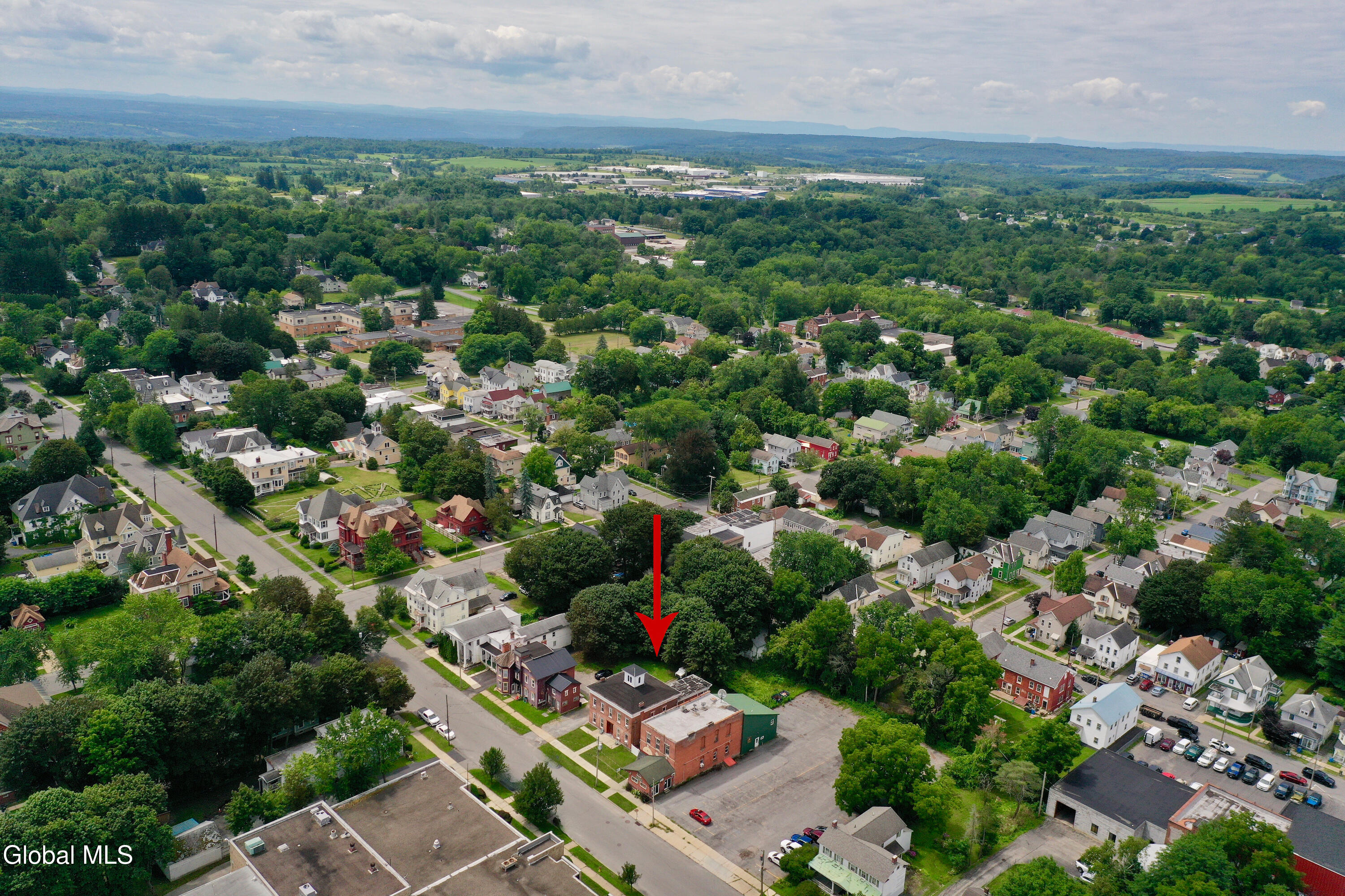 23 S William Street Johnstown NY 12095
