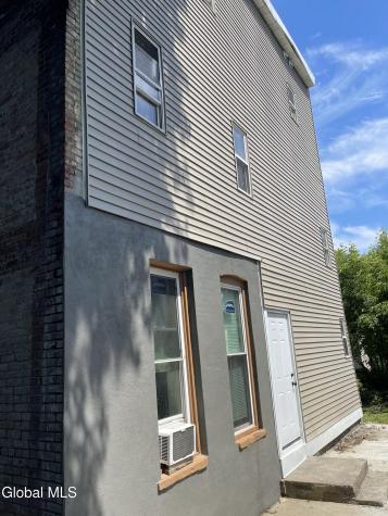 144 Broad Street Albany NY 12202