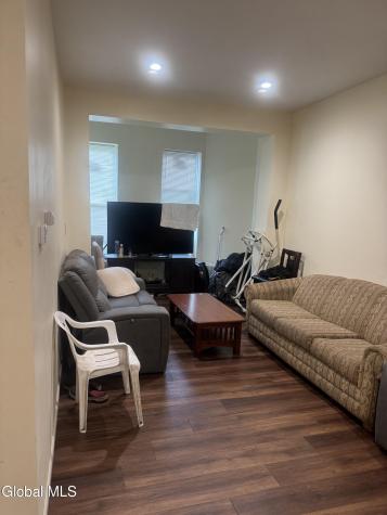 144 Broad Street Albany NY 12202