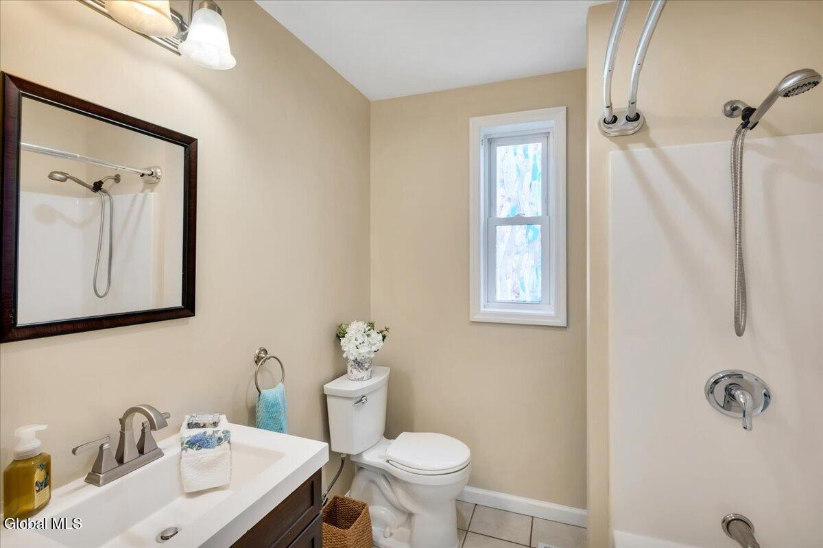 56 Cohoes Road Watervliet NY 12189
