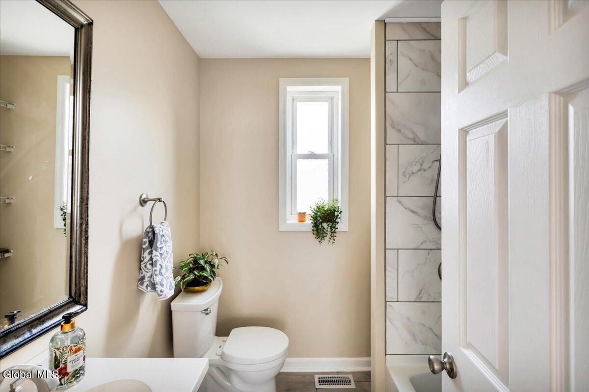 56 Cohoes Road Watervliet NY 12189