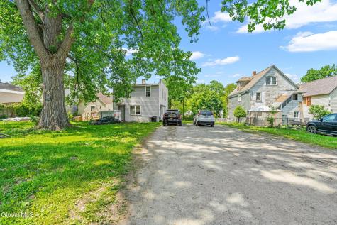815 Davis Terrace Schenectady NY 12303