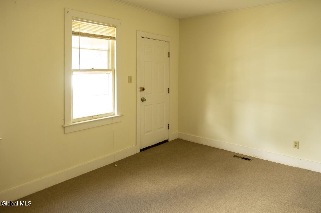 815 Davis Terrace Schenectady NY 12303