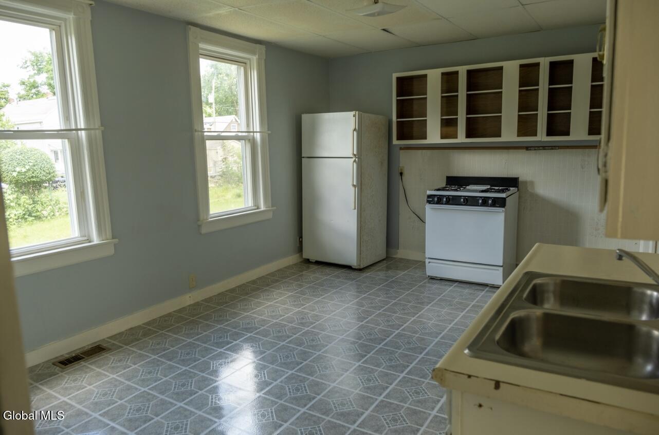 815 Davis Terrace Schenectady NY 12303
