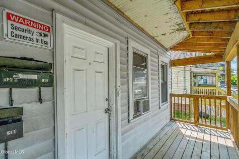 815 Davis Terrace Schenectady NY 12303