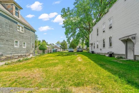 815 Davis Terrace Schenectady NY 12303